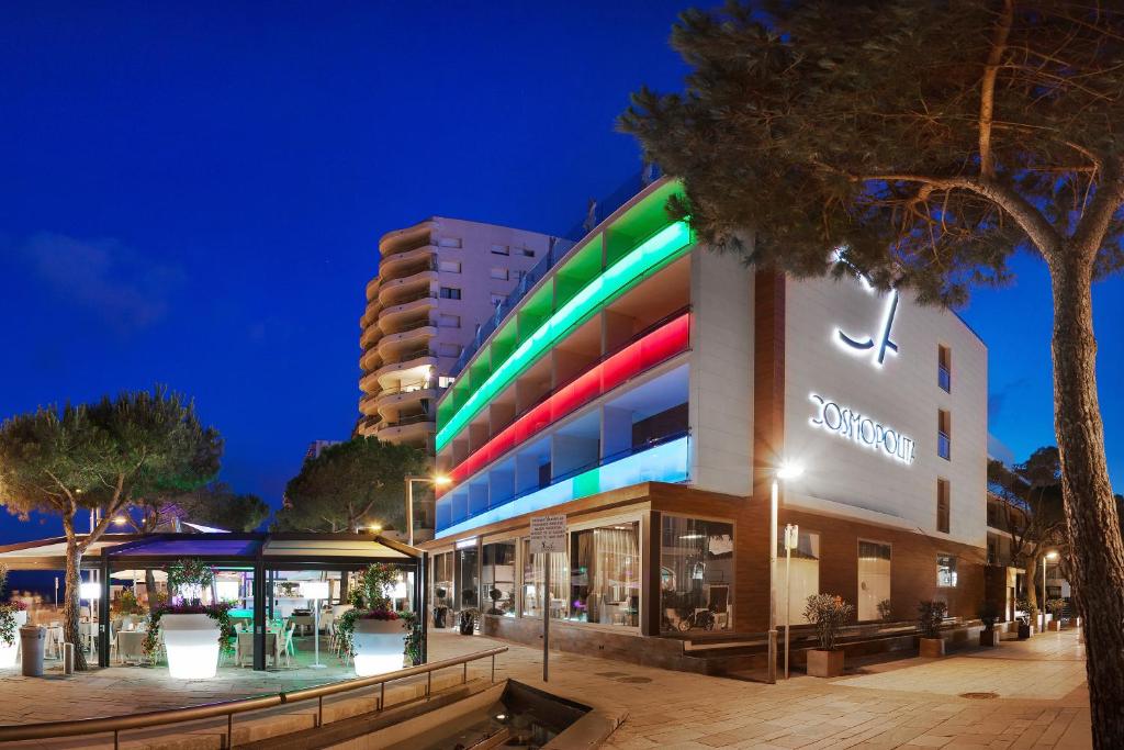 Cosmopolita Hotel Boutique & Spa, Castell-Platja dAro ...