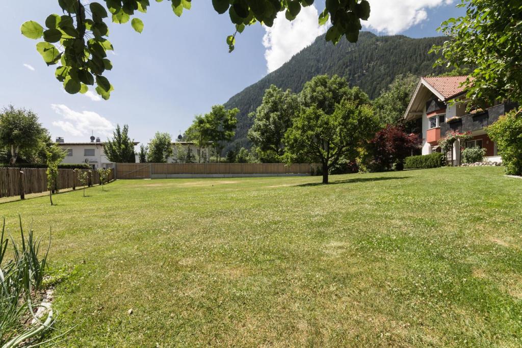 Nespecifikovaný výhled na hory nebo výhled na hory při pohledu z apartmánu
