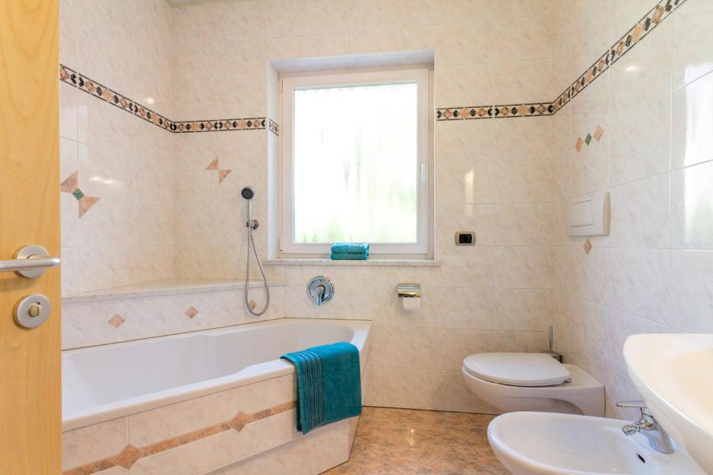 Koupelna v ubytování Casa Plaickner
