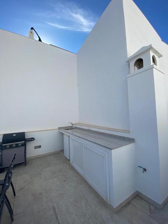 Fotografie z fotogalerie ubytování New Townhouse in the heart of Nerja with Jacuzzi v destinaci Nerja