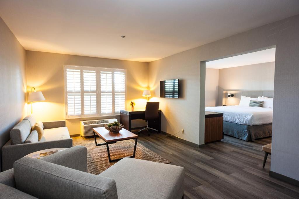 Hotel Indigo Napa Valley by IHG photo