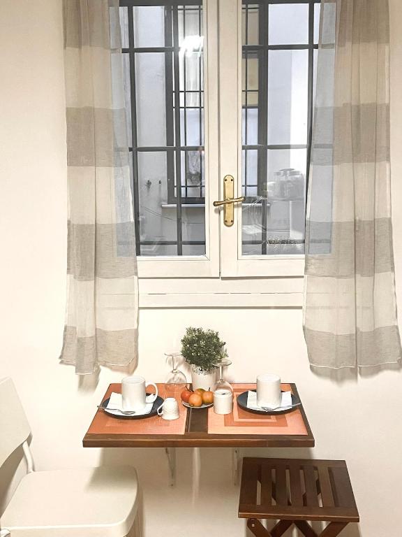 A seating area at B&B Maggiore 58