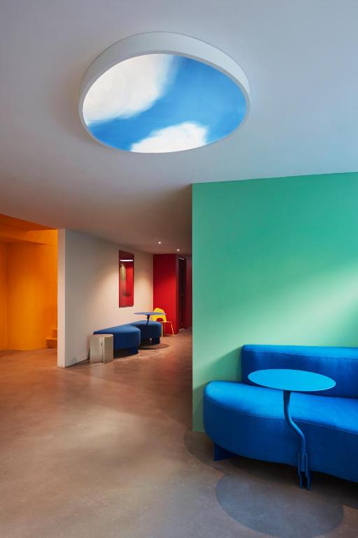 Hotel Not Hotel Rotterdam - Resim 9