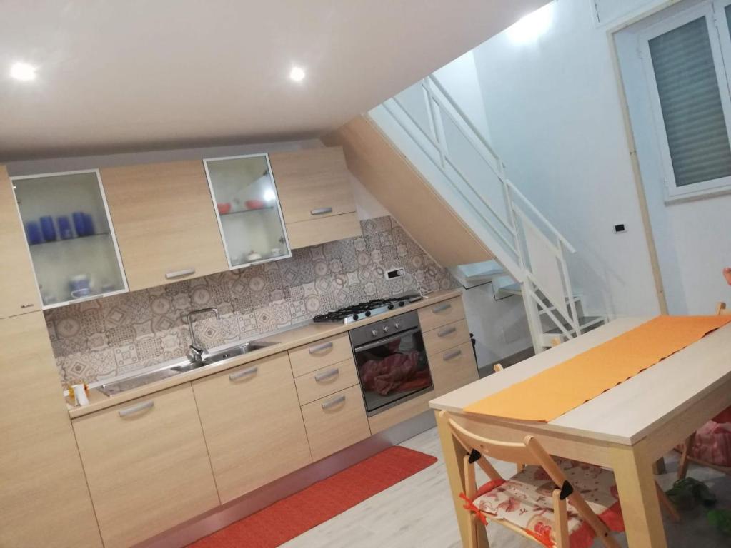 A kitchen or kitchenette at Yume House