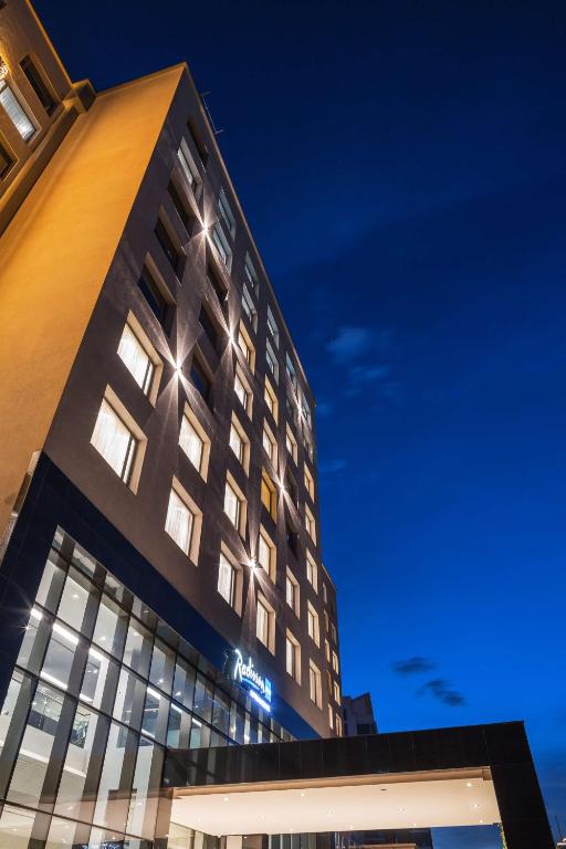 Budova, kde se hotel nachází