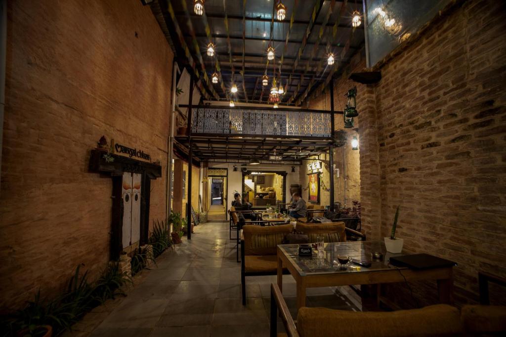 Restaurace v ubytování Mangal Chhen