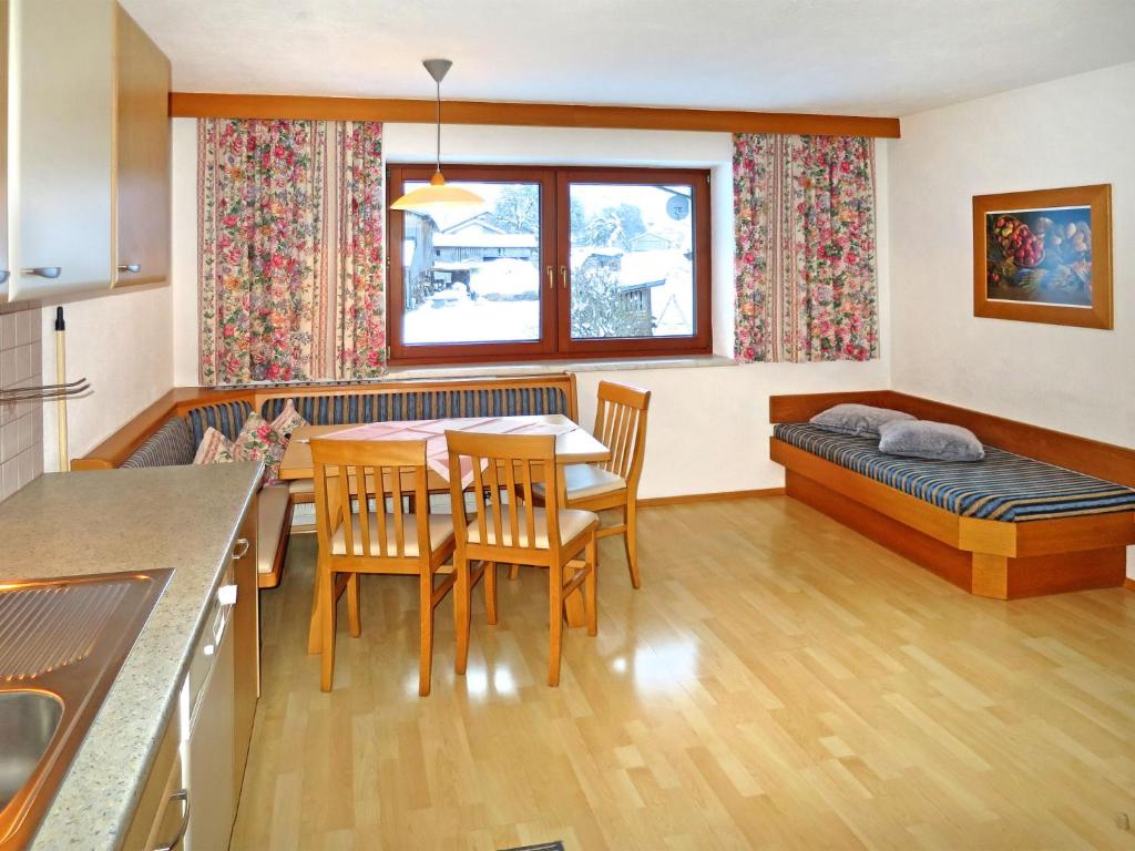 Posedenie v ubytovaní Apartment Sonne-3 by Interhome