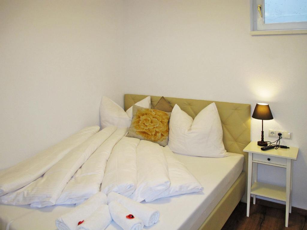 Postel nebo postele na pokoji v ubytování Apartment Tamerl-2 by Interhome