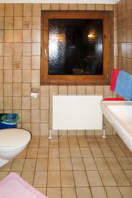 Kúpeľňa v ubytovaní Apartment Christoph-2 by Interhome