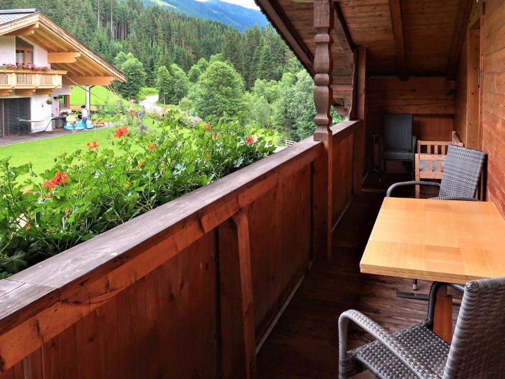 Výhľad na hory alebo výhľad na hory priamo z apartmánu