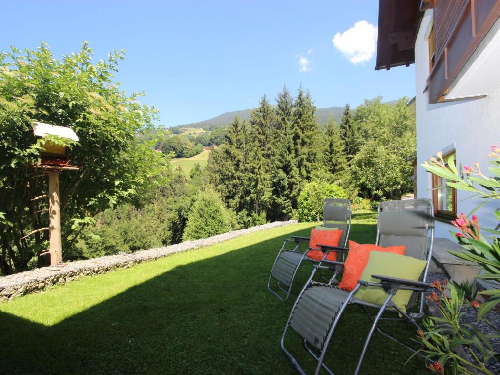 Vonkajšia záhrada v ubytovaní Apartment Trummer by Interhome