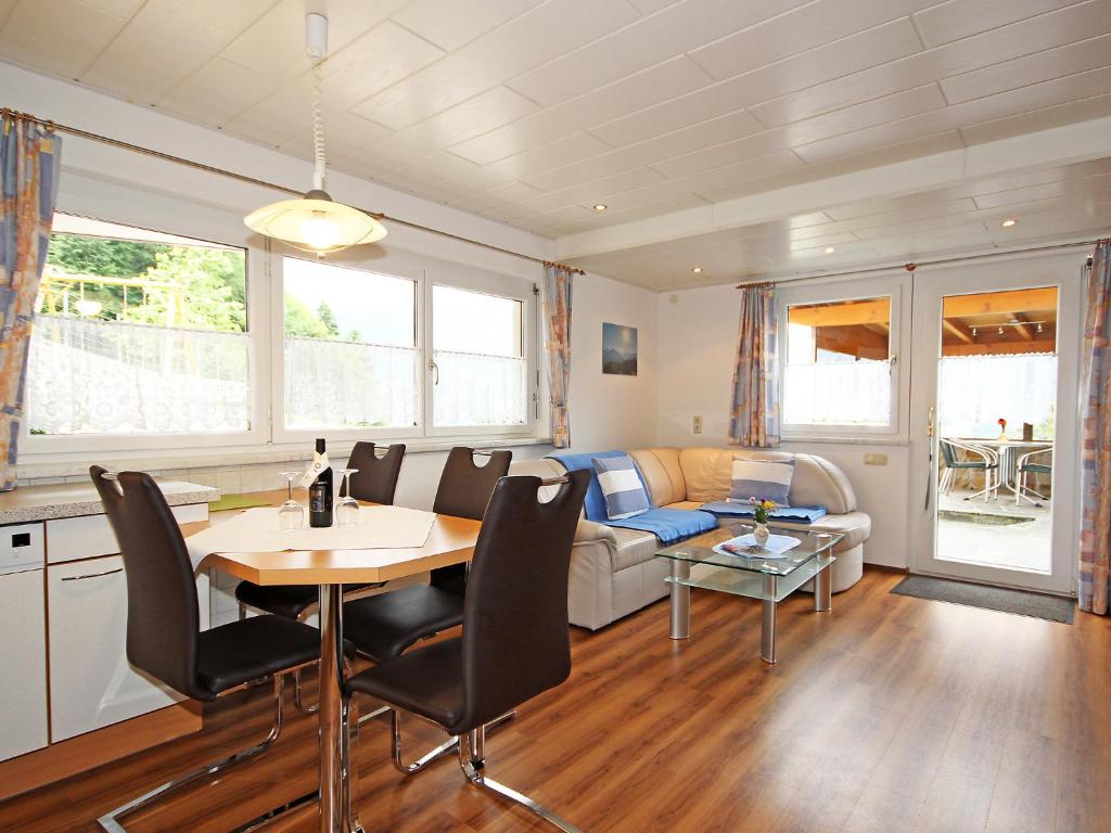 Posedenie v ubytovaní Apartment Trummer by Interhome