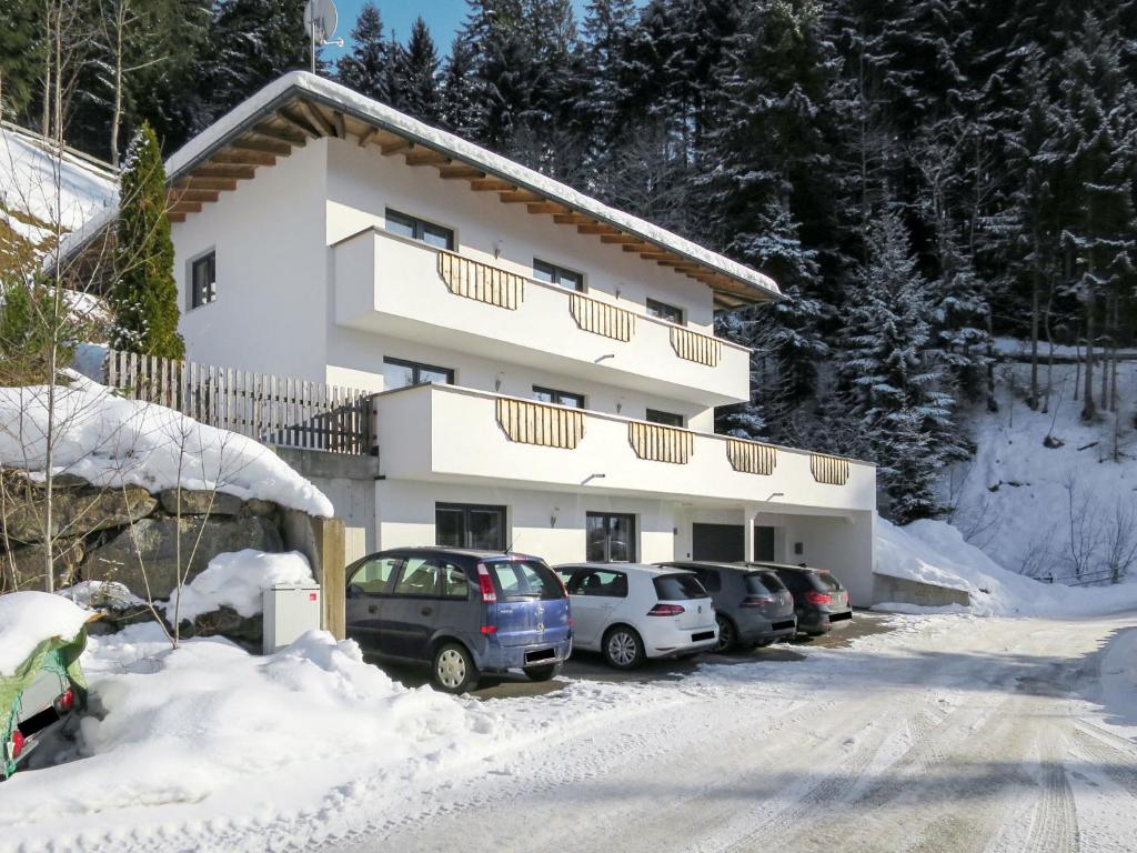 Apartment Edelweiss by Interhome v zimě