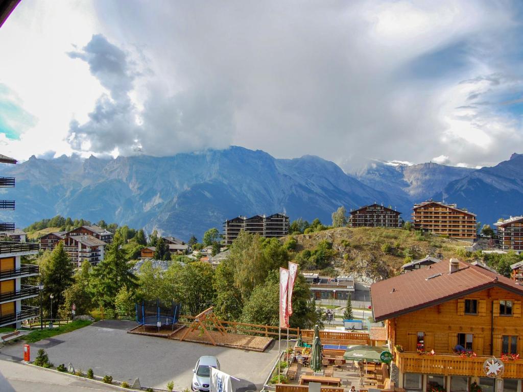 Apartment Bel Alp D3 by Interhome