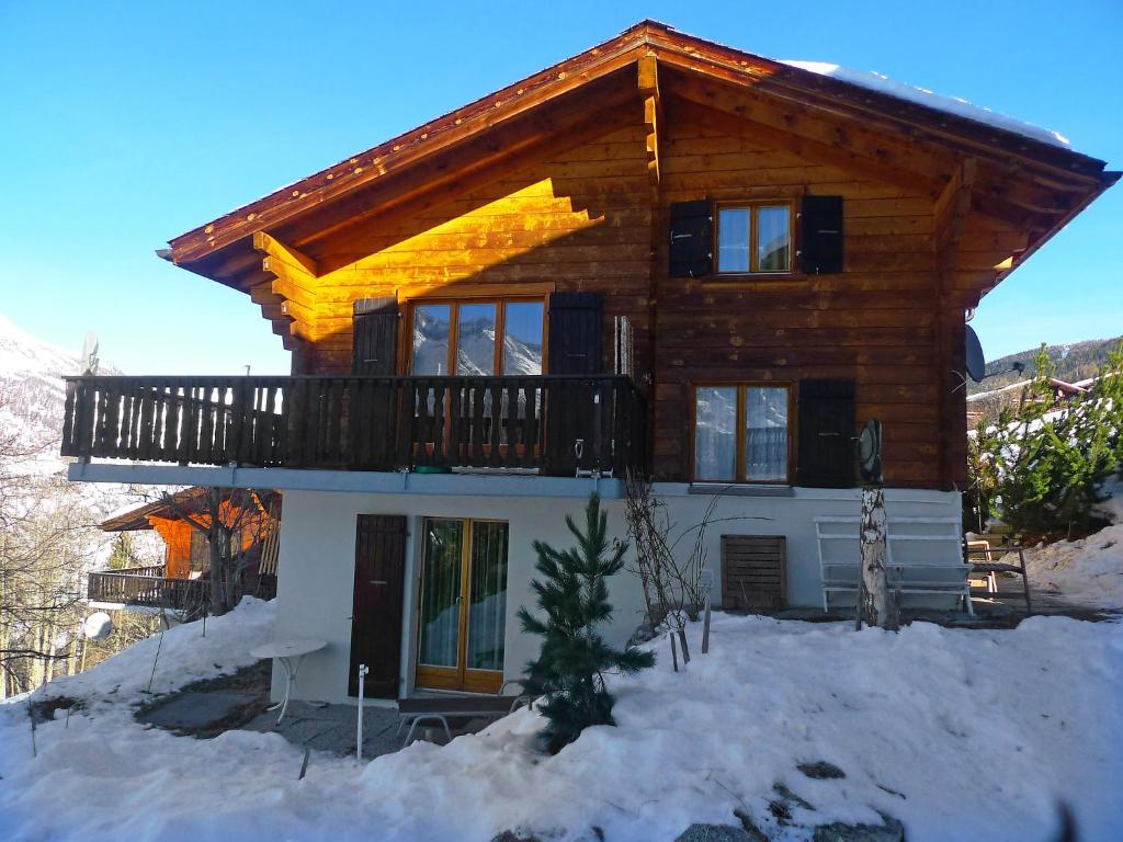 Chalet Rietsli by Interhome v zimě
