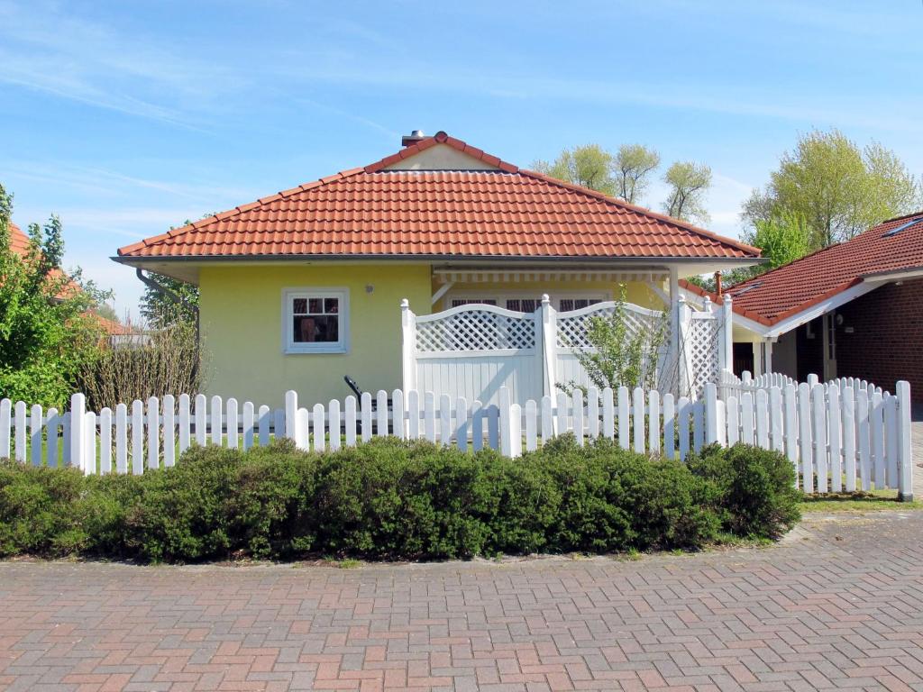 The building in which the holiday home is located