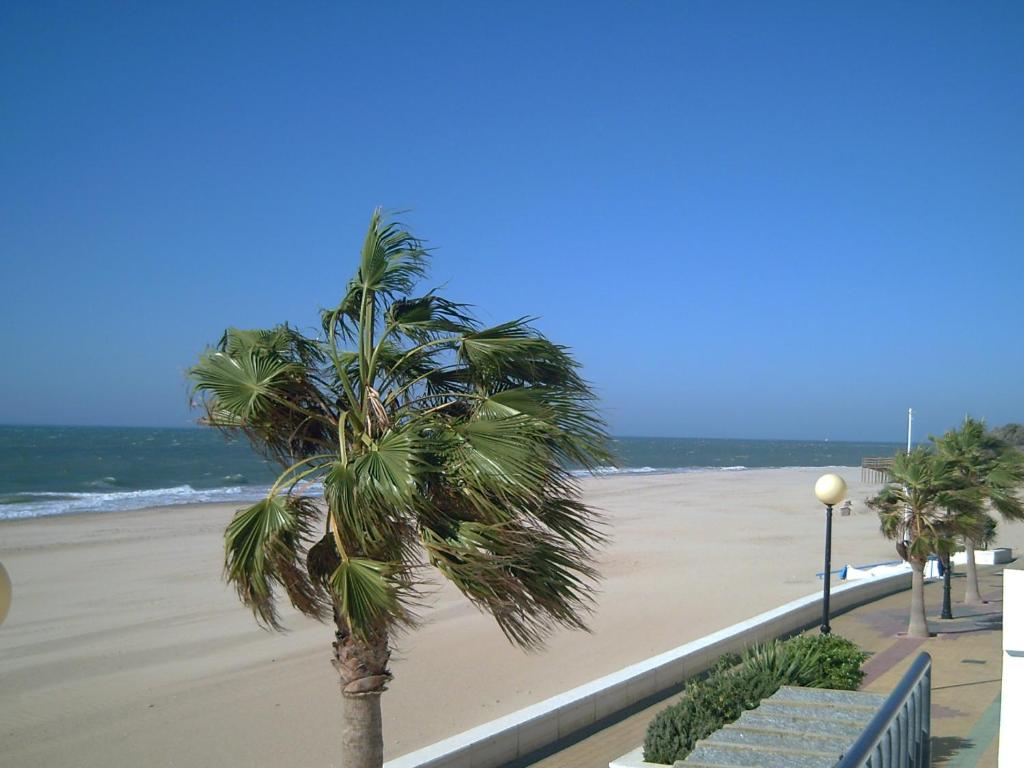 Fotografia z galérie ubytovania Costaluz Rota Playa Costilla v destinácii Rota
