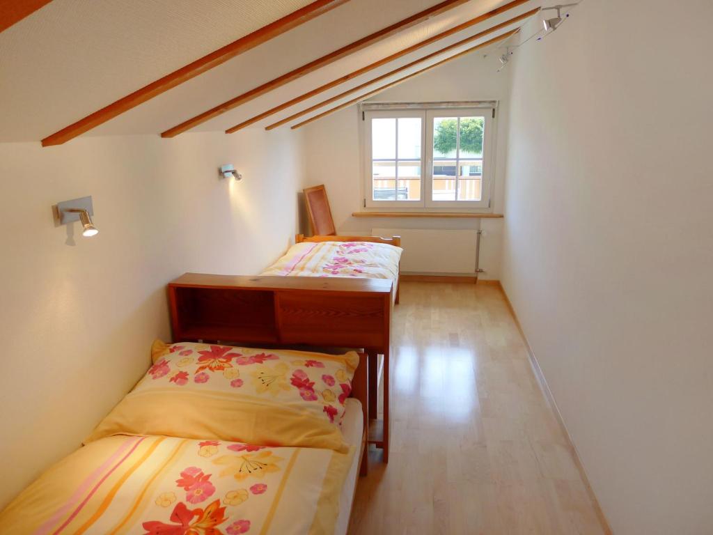 Postel nebo postele na pokoji v ubytování Apartment Beau Site-2 by Interhome