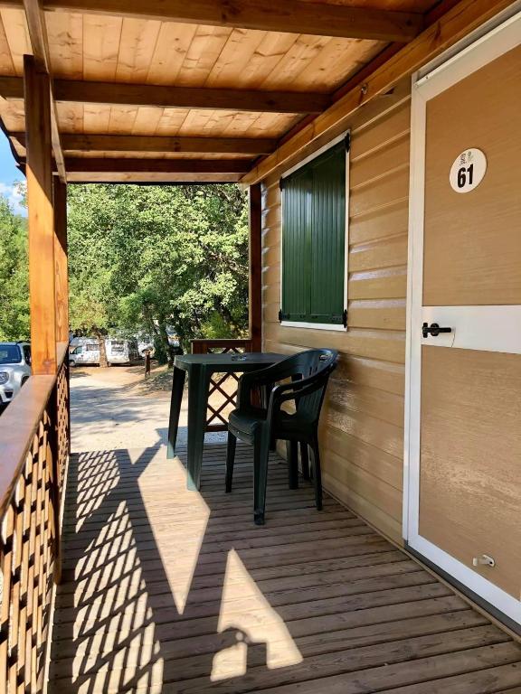 Camping Village Mugello Verde - Casa Móvil De Un Dormitorio