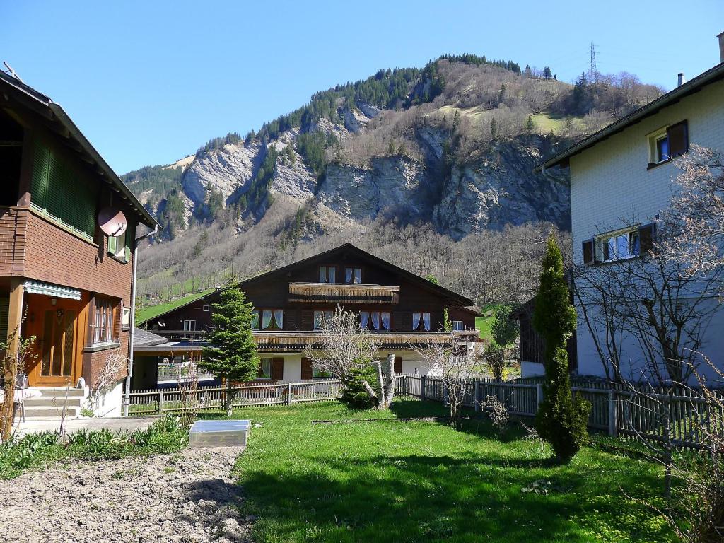 Nespecifikovaný výhled na hory nebo výhled na hory při pohledu z apartmánu