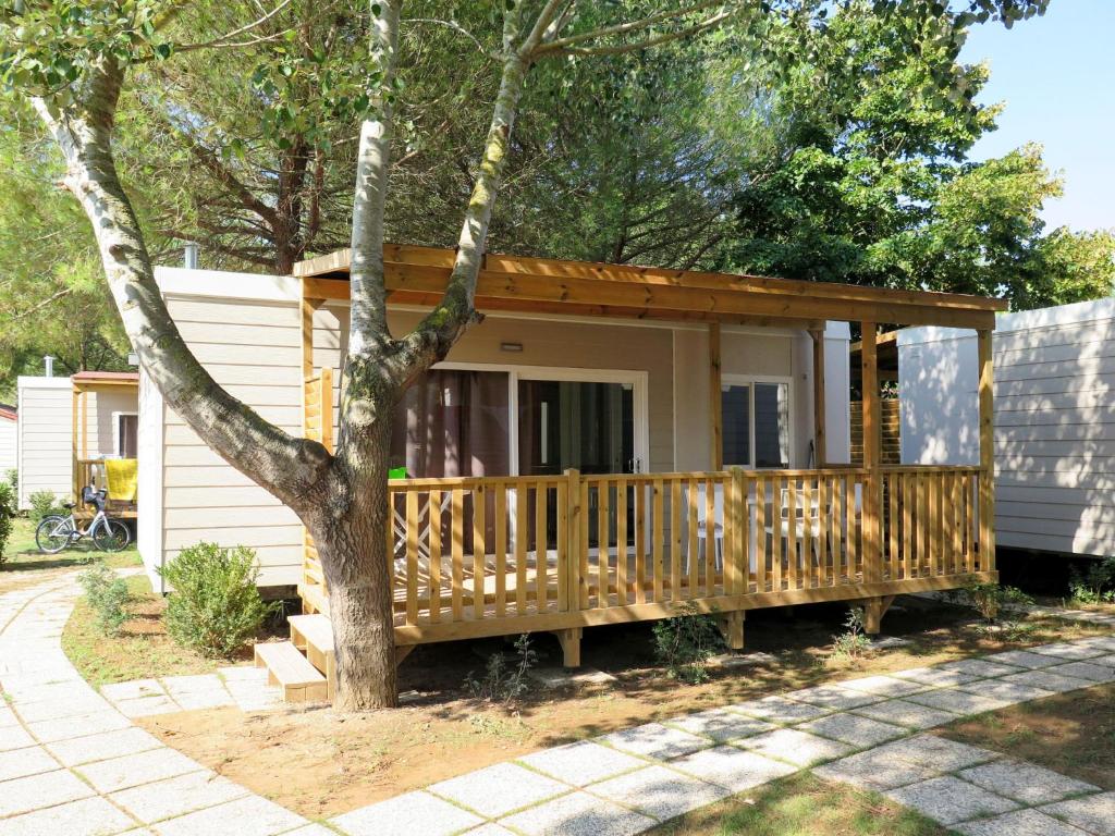 Zdjęcie z galerii obiektu Holiday Home Maestrale by Interhome w mieście Marina di Bibbona