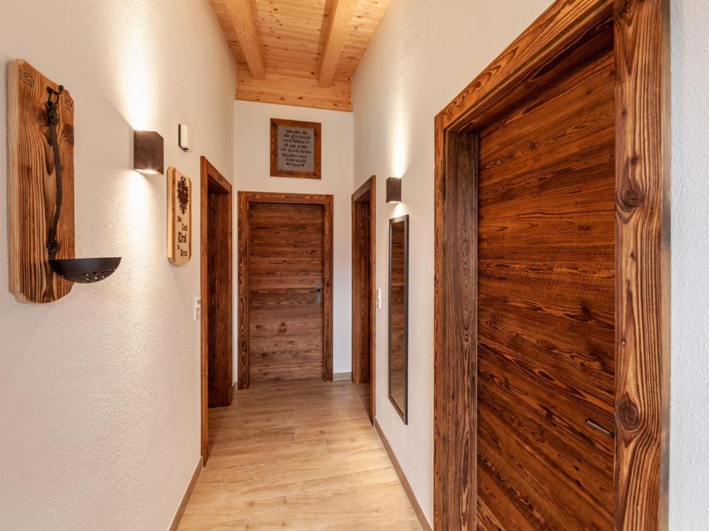 Fotografie z fotogalerie ubytování Apartment Chalet Spatn by Interhome v destinaci Fügenberg