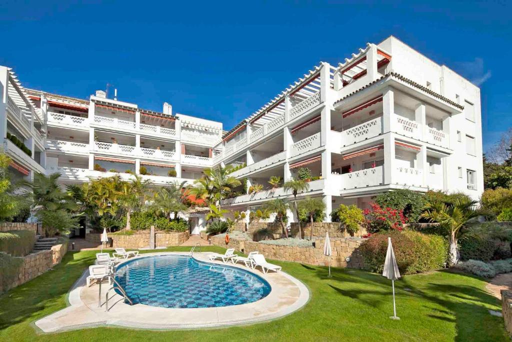 Las Canas Beach, Marbella – Bijgewerkte prijzen 2022