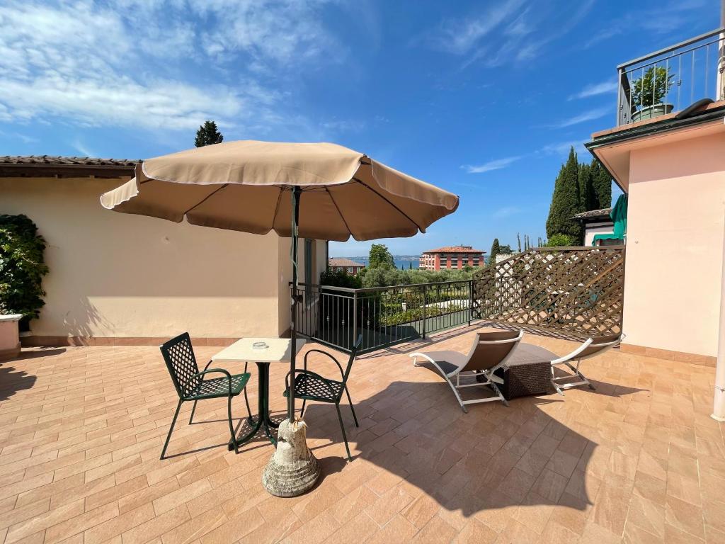 Een patio of ander buitengedeelte van Hotel Meridiana