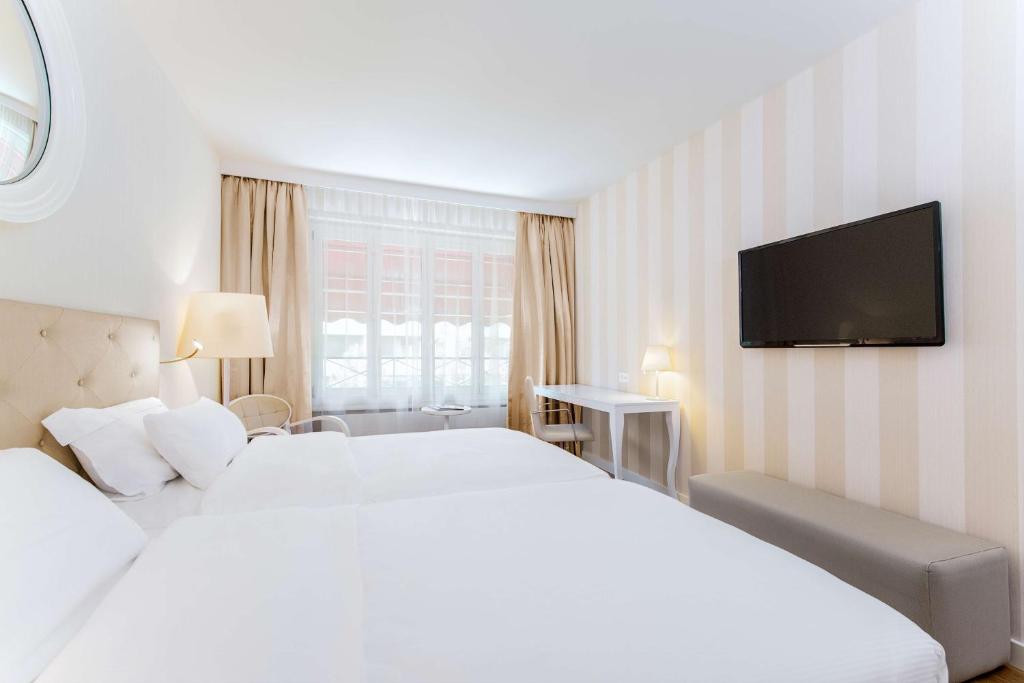 
Superior Double or Twin Room

