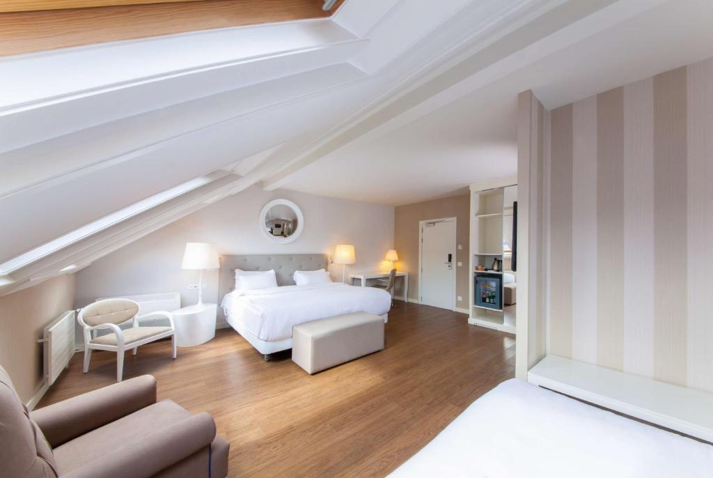 Geneva by Fassbind - Resim 2