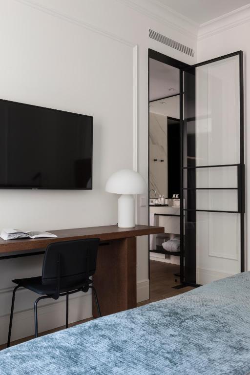 Kozmo Hotel Suites & Spa - Small Luxury Hotels of the World - Standard Double Or Twin Room