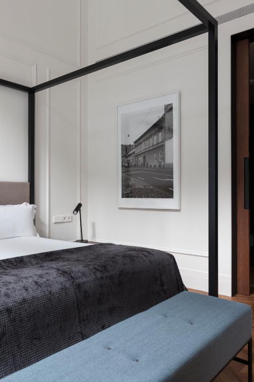 
Suite with Spa Access
