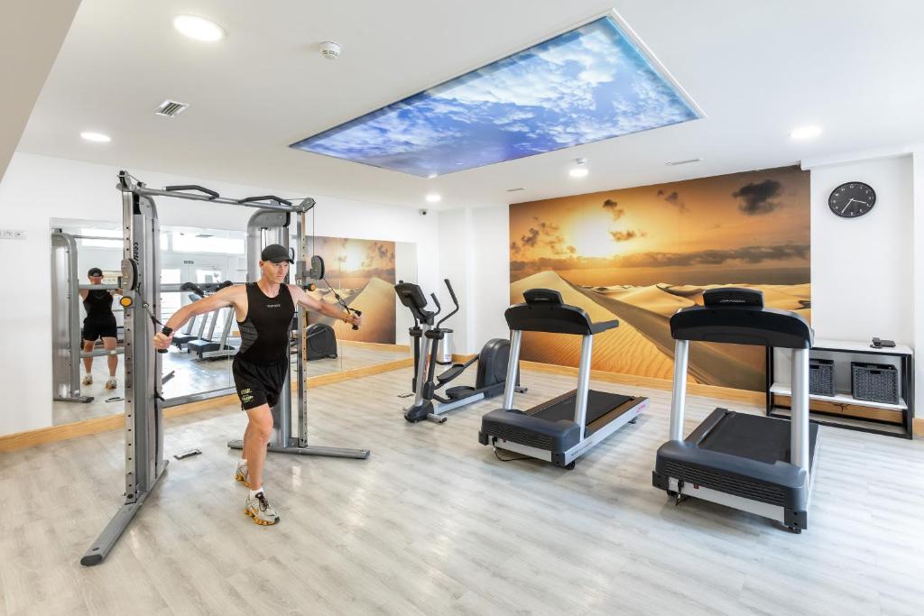 Posilňovňa alebo fitness centrum v ubytovaní Sol Barbacan