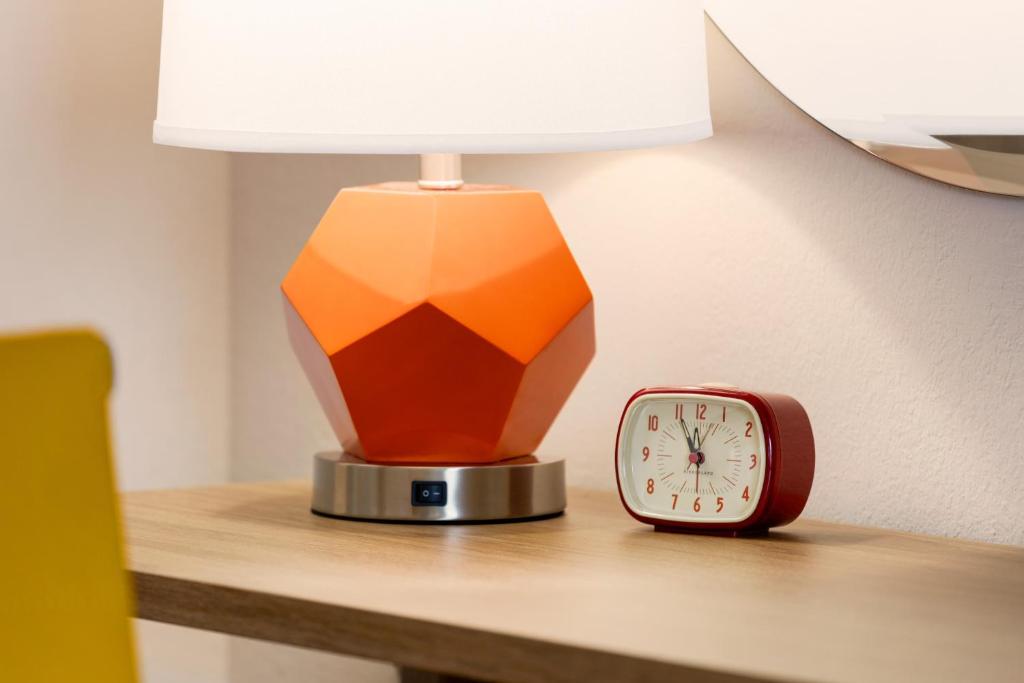 Hotel Bo, a Days Inn by Wyndham Chattanooga Downtown - Sala King - Não Fumante