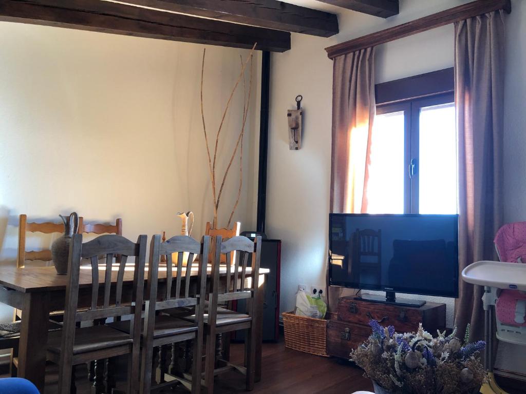 Posedenie v ubytovaní Casa rural La Tahona del abuelo TR CC 00344