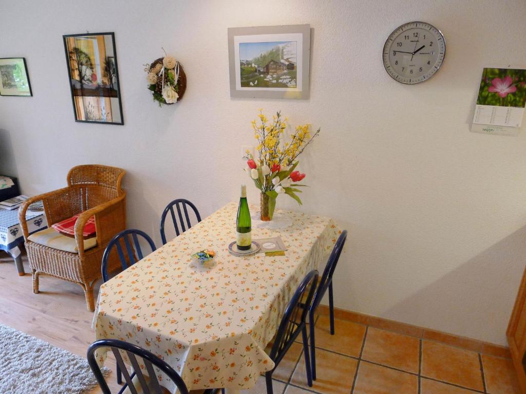Fotografie z fotogalerie ubytování Apartment Sierra Vista by Interhome v destinaci Grächen
