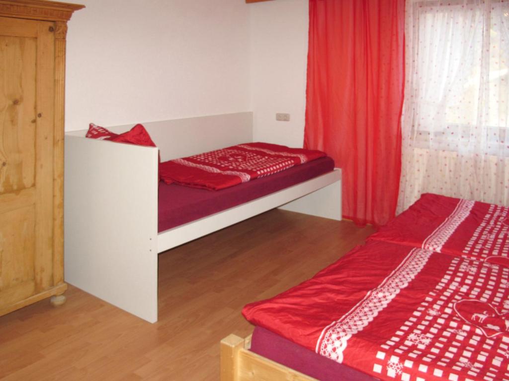 Posteľ alebo postele v izbe v ubytovaní Apartment Gasthof Almluft-5 by Interhome