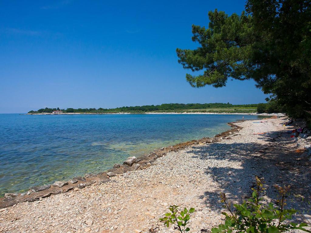 Fotografie z fotogalerie ubytování Holiday Home Camping Kastanija-1 by Interhome v destinaci Novigrad – Istrie