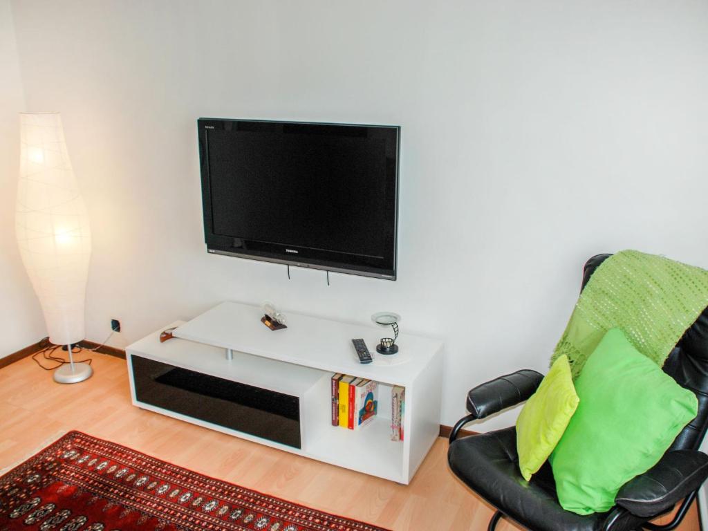 TV a/nebo společenská místnost v ubytování Apartment Gemma by Interhome