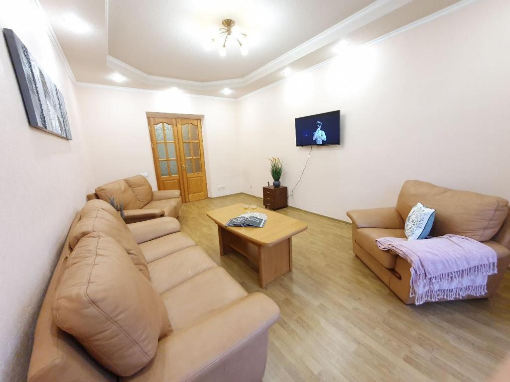Inn Home Apartments - Kreshchatyk area - Two-bedroom Apartment - 13 Kreshchatyk Str.