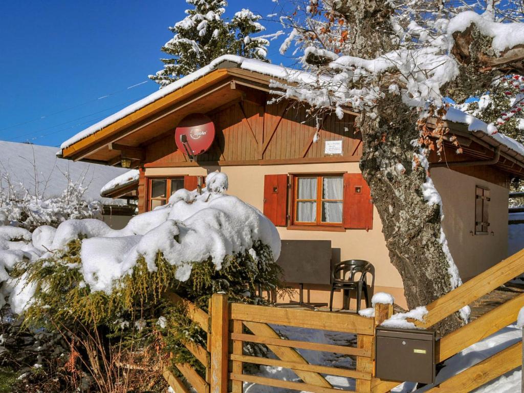 Chalet Zwärgli by Interhome v zimě