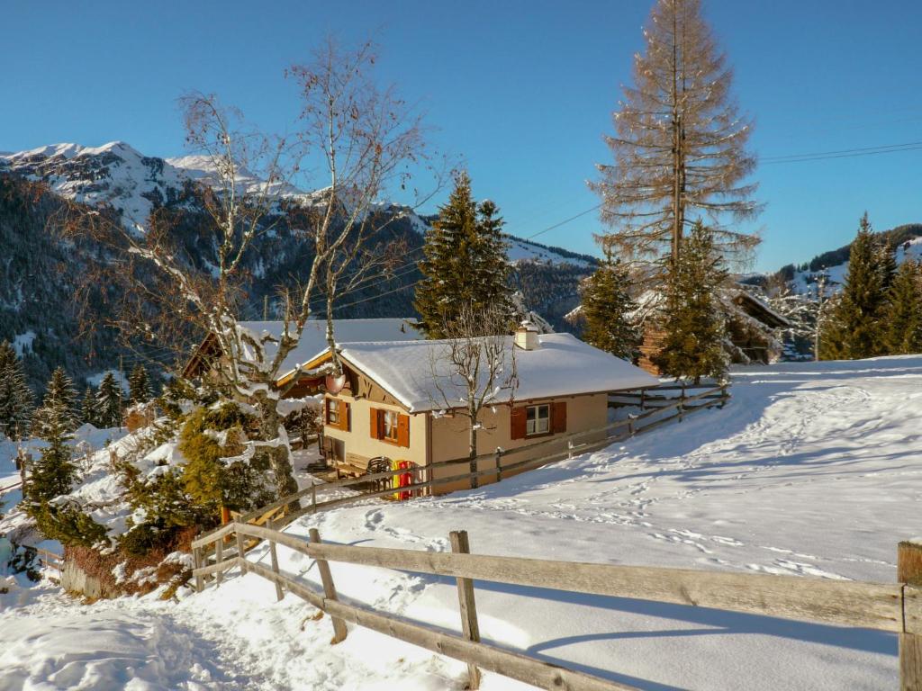 Chalet Zwärgli by Interhome v zimě