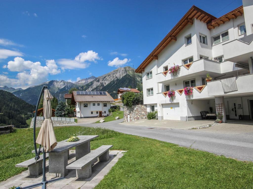 Nespecifikovaný výhled na hory nebo výhled na hory při pohledu z apartmánu