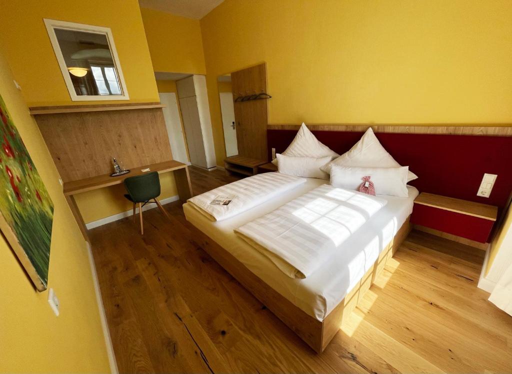 BioHotel Schloss Kirchberg - Standard Double Room