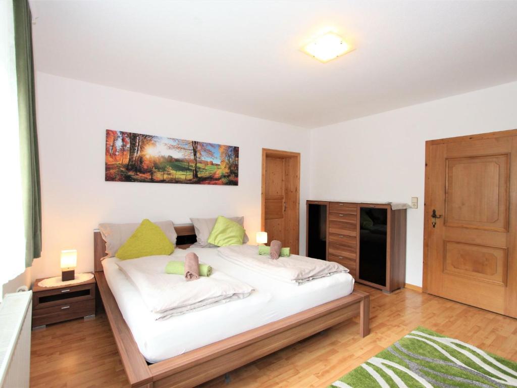 Posteľ alebo postele v izbe v ubytovaní Apartment Am Ziller by Interhome