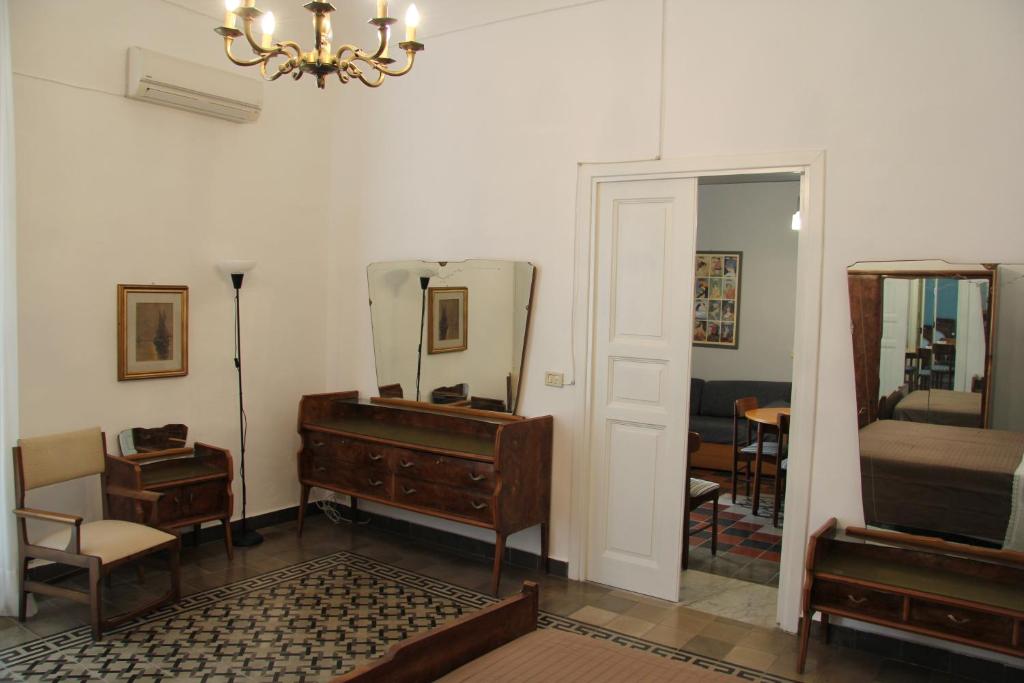 Posedenie v ubytovaní Casa Vacanza Icaros, Ortigia hictoric center, 200 mt from the beach