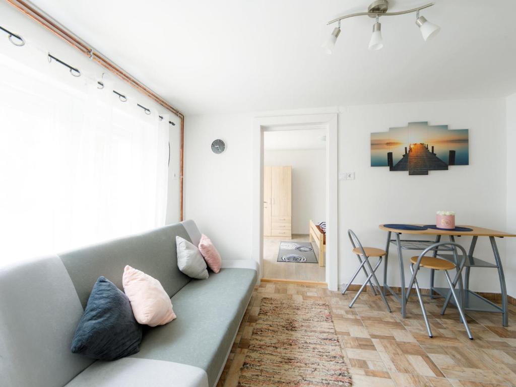 Posezení v ubytování Holiday Home Cherry by Interhome