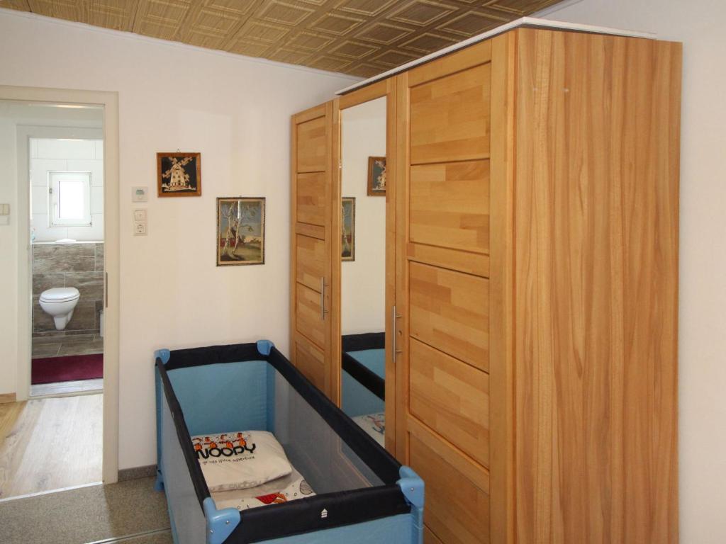 Koupelna v ubytování Holiday Home Bungalow Leopoldau by Interhome