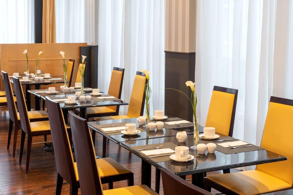 Restaurace v ubytování NH Leipzig Messe