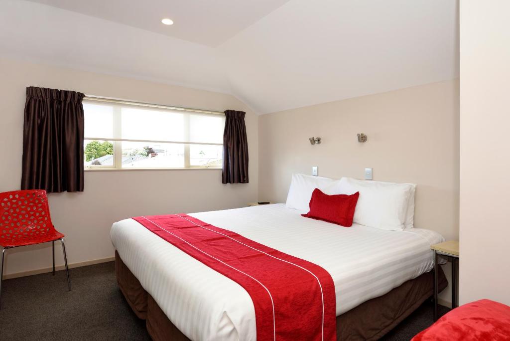 
Two-Bedroom Apartment - Top Floor
